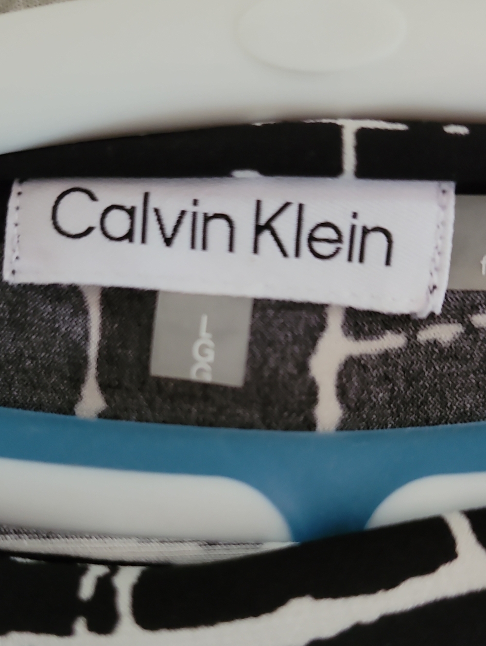 Calvin Klein Black and White Graphic Crew Neck Top